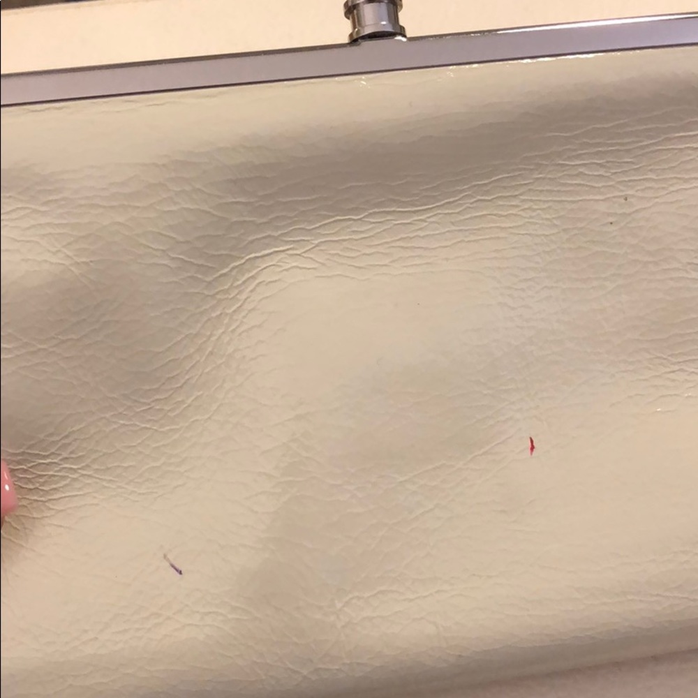 Cream Hobo Wallet - Picture 5 of 5